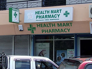 photo Healt-Mart-Pharmacy-roches-brunes